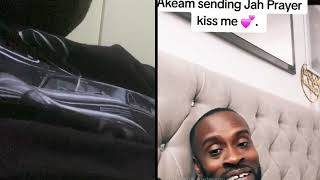 Ackeem sent man kiss emoji an he was blushing 😊, unbelievable 