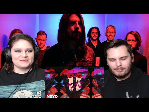 Foo Fighters - Waiting On A War (REACTION!) // COUPLE REACTS