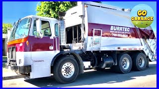 Autocar ACX McNeilus Rearloader Garbage Truck Crushing Bulk *Unseen Footage*