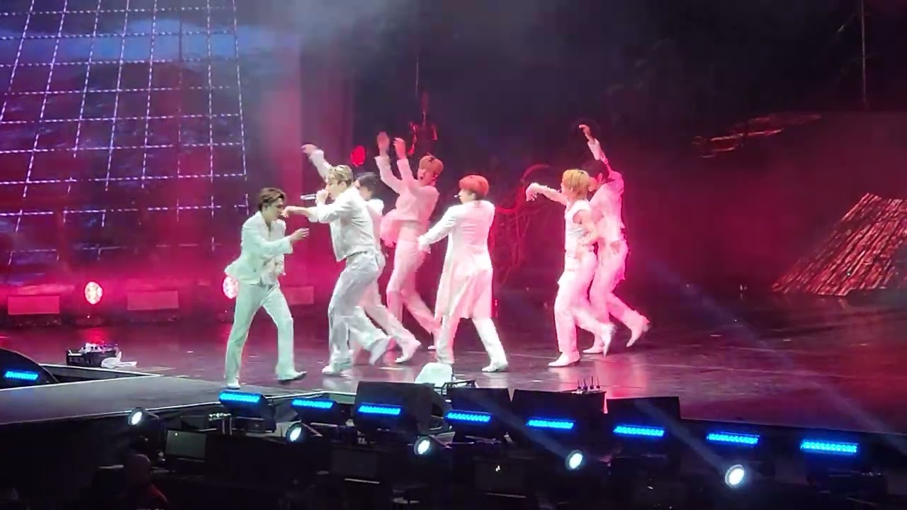 Ateez WIN THE FELLOWSHIP : BREAK THE WALL Chile