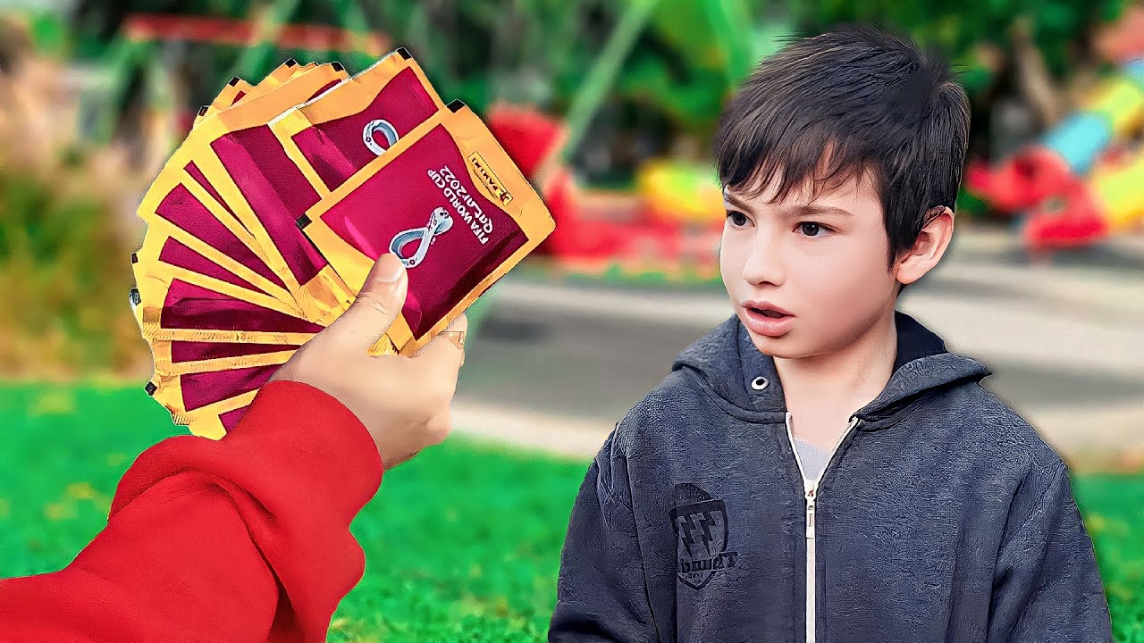 regalé figuritas en la plaza