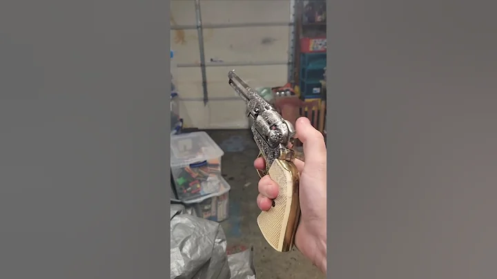 Denix 1851 Colt cap firing