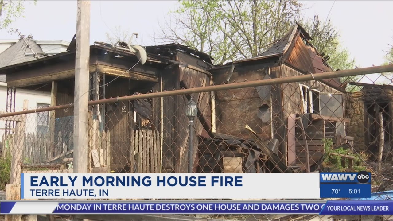 Three Terre Haute homes suffer damage in early morning fire - YouTube