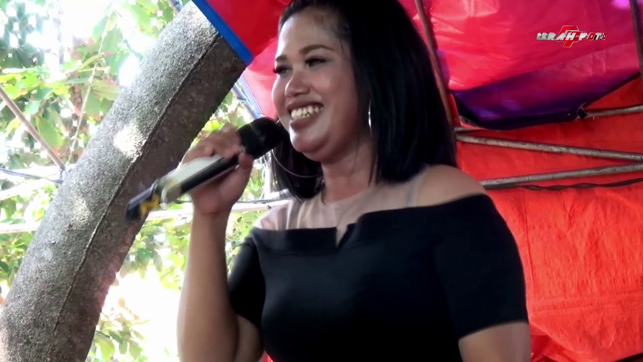MAWAR PUTIH SINAR REMBULAN MUSIK LIVE PAMCORAN MAS DEPOK - YouTube