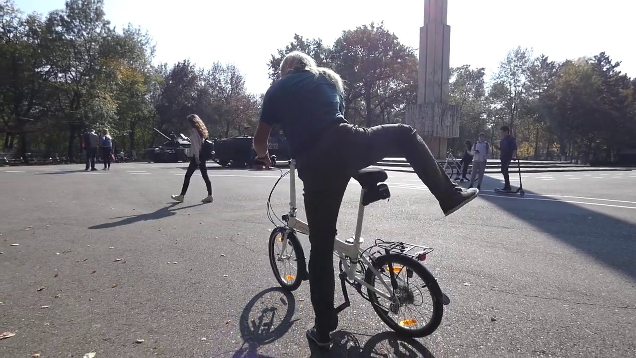 Dahon Vitesse D8 Cloud Foldable Bicycle Youtube Dahon Vitesse D8 Cloud Foldable Bicycle Youtube