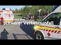 Drei teils Schwerverletzte bei schwerem Kreuzungscrash zwischen zwei Autos in Wels-Schafwiesen