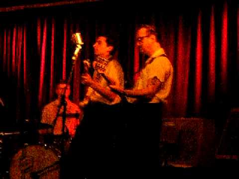 Iz & The Two Tone Rockers - Two Tone Blues - Live ...