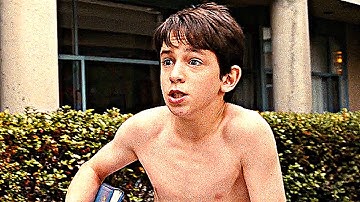 Diary Of A Wimpy Kid: Rodrick Rules (2011) - In The Ladies Room Scene [2K HD]