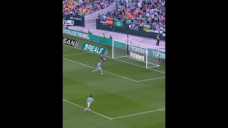 Jutglà įmuša pirmą įvartį Celta komandai prieš Real Betis!