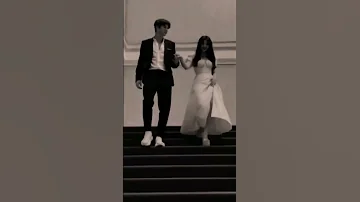 كل ليله وكل يوم تيجي على بالي واسهر وعد النجوم حالي هو حالي 