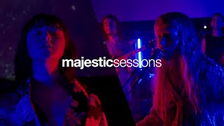 Alice Phoebe Lou - Galaxies (feat. Maisie Williams) | Majestic Sessions chords