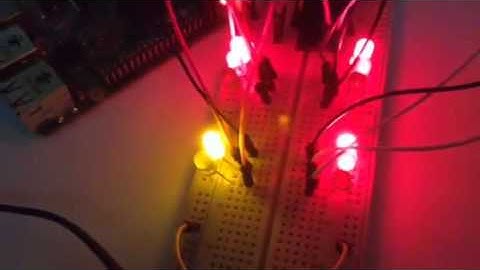Traffic light controller using Raspberry Pi and MCP23017