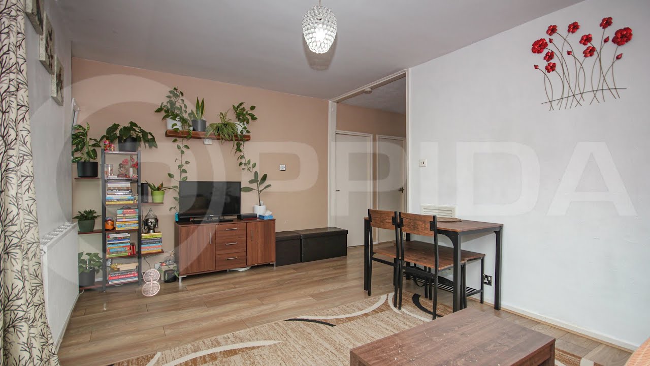 Thaxted Court, Abbeyfield Estate, London, SE16 YouTube