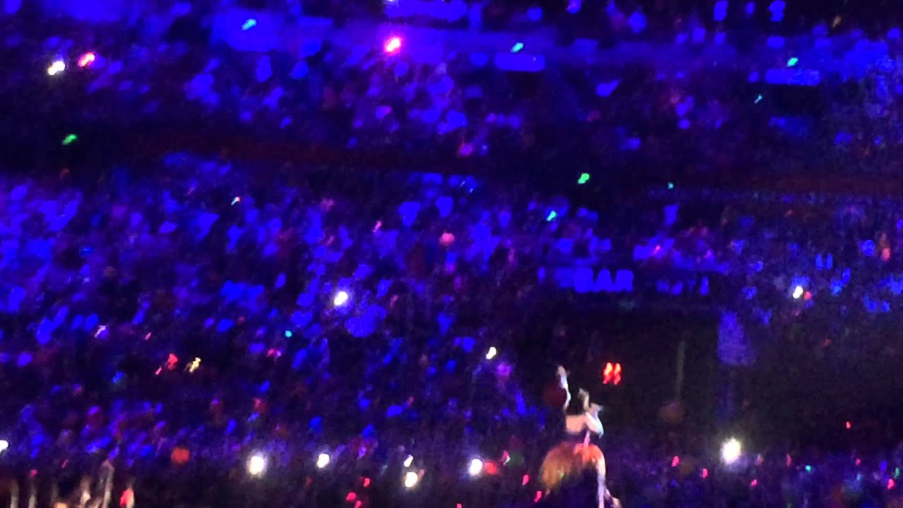 Katy Perry - Prismatic World Tour, Sydney, 12/12/14 - Firework