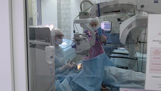 В офтальмологическом отделении республиканской больницы врачи осваивают новое оборудование