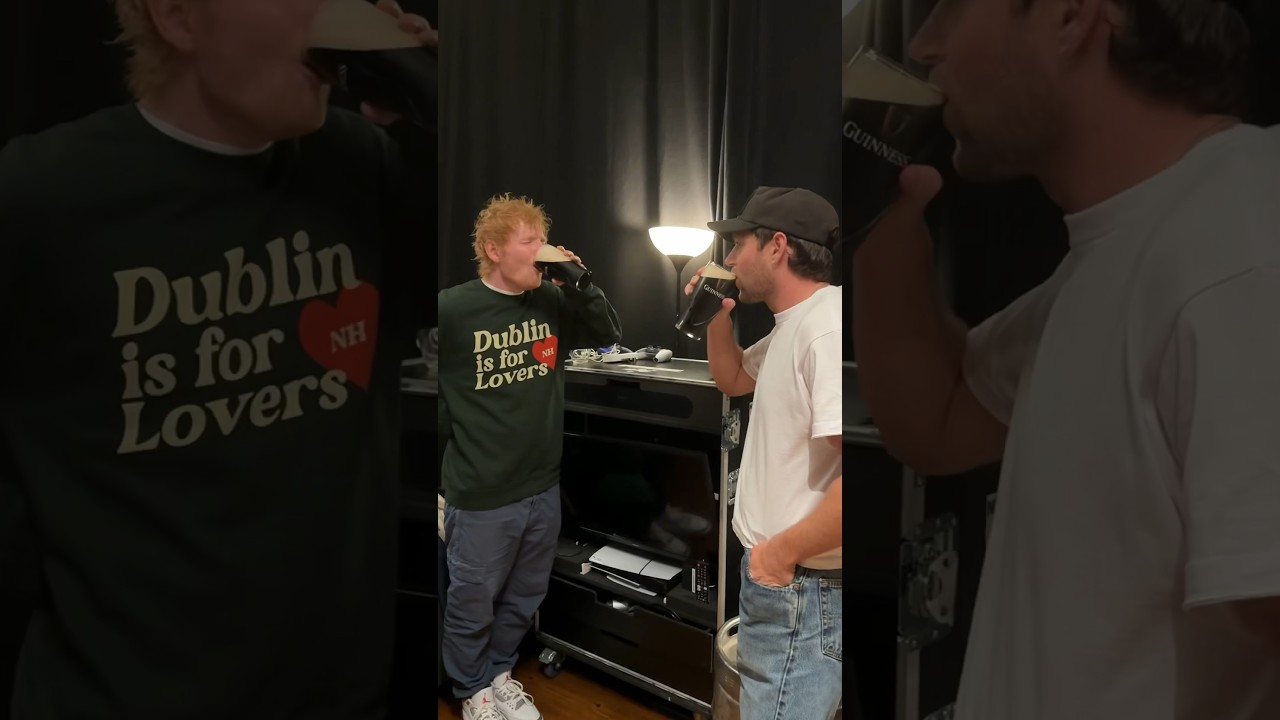 Guarda Splitting the G with the most Irish non-Irish man I know, @EdSheeran #TheShowLiveOnTour #EdSheeran su YouTube Guarda Splitting the G with the most Irish non-Irish man I know, @EdSheeran #TheShowLiveOnTour #EdSheeran su YouTube