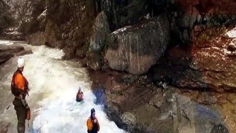 Thumbnail of Creedence Clearwater Revival - Proud Mary (Lyrics) Legenda Inglês - Português