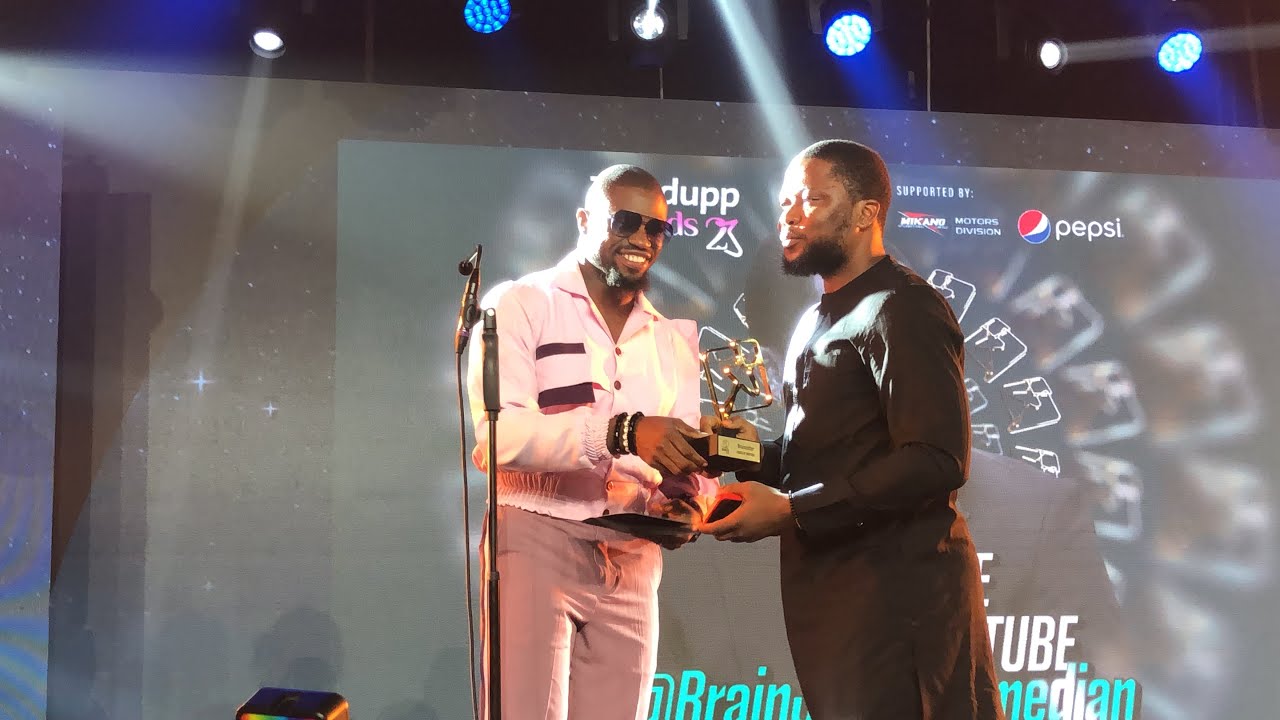 Brainjotter apologizes to fans as receive Force of YouTube Trendupp Awards.