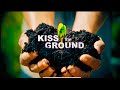 Поцелуй Землю / Kiss the Ground (2020)