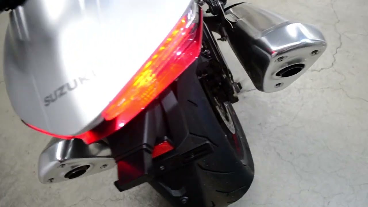 スズキ GSX1300R隼(ハヤブサ) 【2022年モデル】逆輸入車の詳細 スズキ GSX1300R隼(ハヤブサ) 【2022年モデル】逆輸入車の詳細