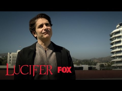 Still: Uriel threatens Chloe's life — Lucifer