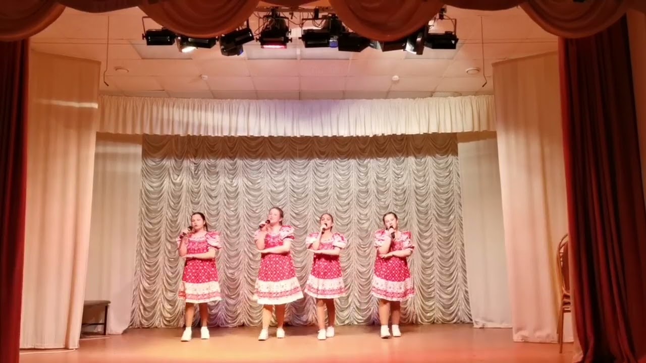 "Порушка Паранья" вокальная группа "Fly girls"