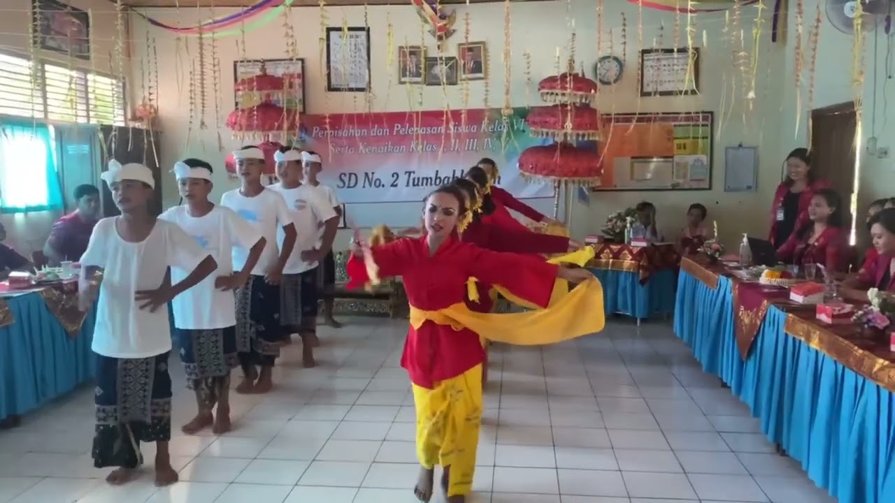 Persembahan Tari Janger SD No. 2 Tumbakbayuh
