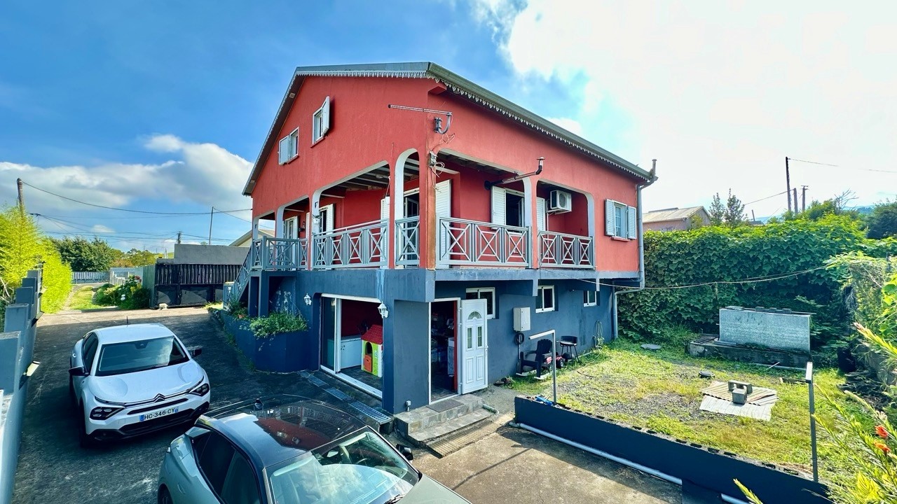 Maison à Le Tampon (97418)