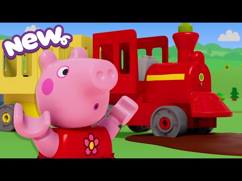 Peppa Pig Rides the TRAIN! 🚂 LEGO DUPLO Peppa Pig Episodes