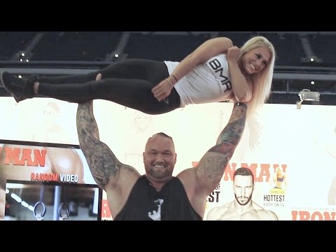 the-mountain-from-game-of-thrones-shoulder-press-girl