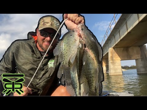 How to FIND CRAPPIE IN THE FALL???? [ Holding on Choke points]