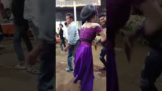 Download Lagu Kaleran sma teteh CANTIK #ronggeng #ronggenggunung #senibudayapangandaran #budayasunda #lingkungseni MP3