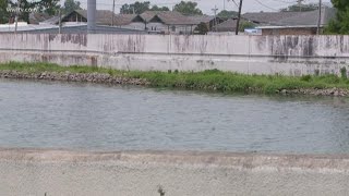 New Orleans levees sinking faster than planned