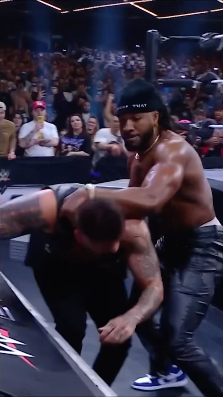 Trick had heard enough from Eddy Thorpe! ? #WWERoadblock