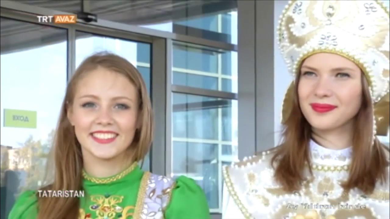 Katta eshakli fotosuratlar bilan yalangoch blondalar