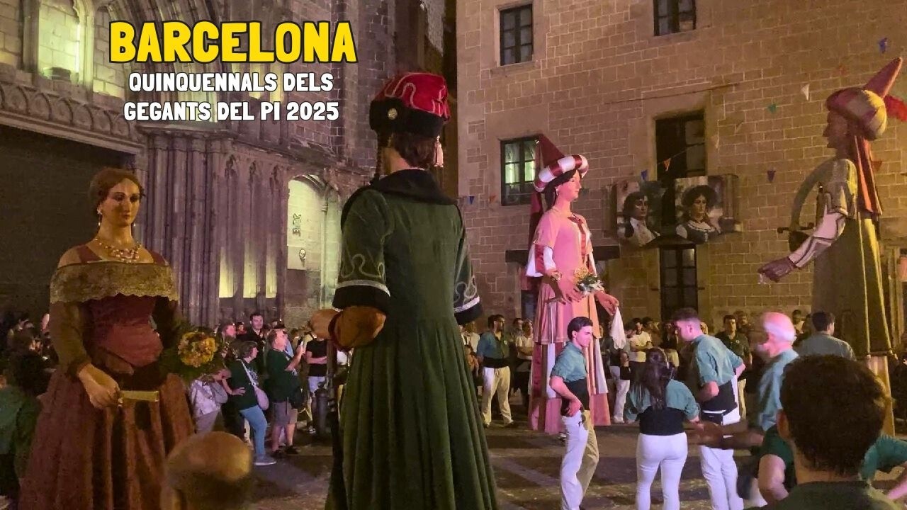 Festes Quinquennals dels Gegants del Pi 2025 | Marxa Nocturna per Barcelona dels 4 Gegants del Pi