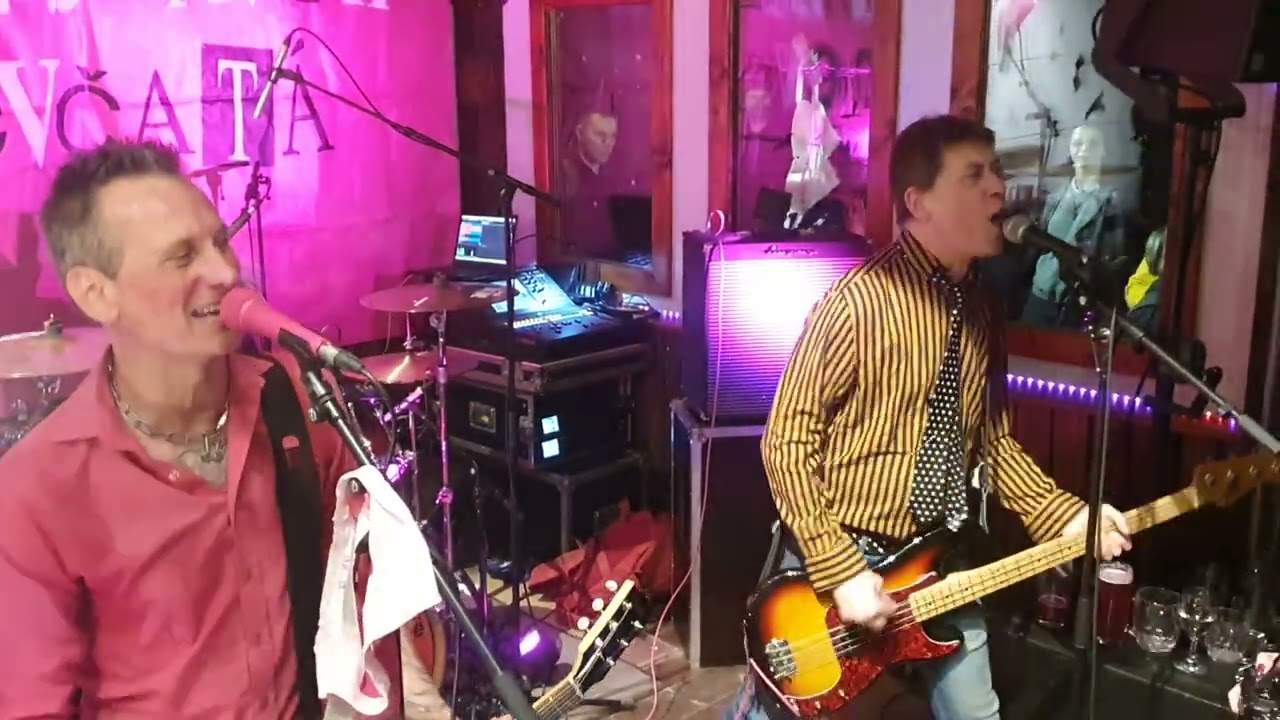 Bratislavské dievčatá -  Čas