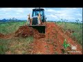 Abrindo estrada raspando capim retroescavadeira case 580 M / opening road backhoe 580 M case