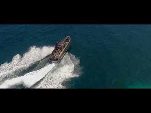 Videó: A 200 Lóerős Vanquish Vanqraft VQ16 Egy Csónak Méretű Jet-ski