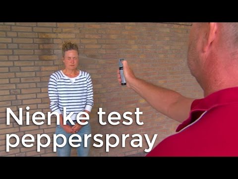 Nienke test pepperspray!