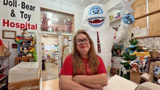 The Texas Bucket List - It's a Doll's World in Winona