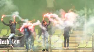 Belgische supporters bij eerste training FC Dordrecht