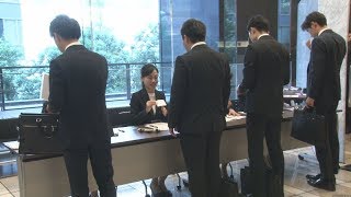 大手企業が就活面接解禁 人手不足で学生優位