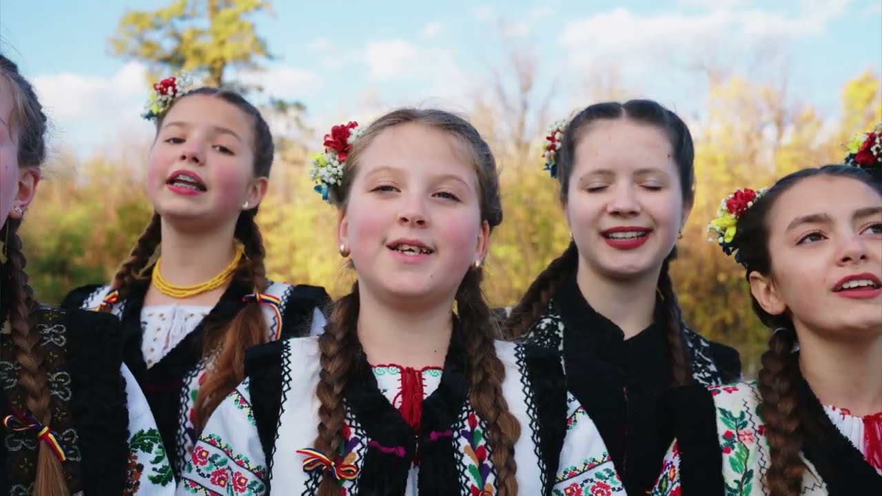 Grupul vocal ,,Flori din plai botoșănean