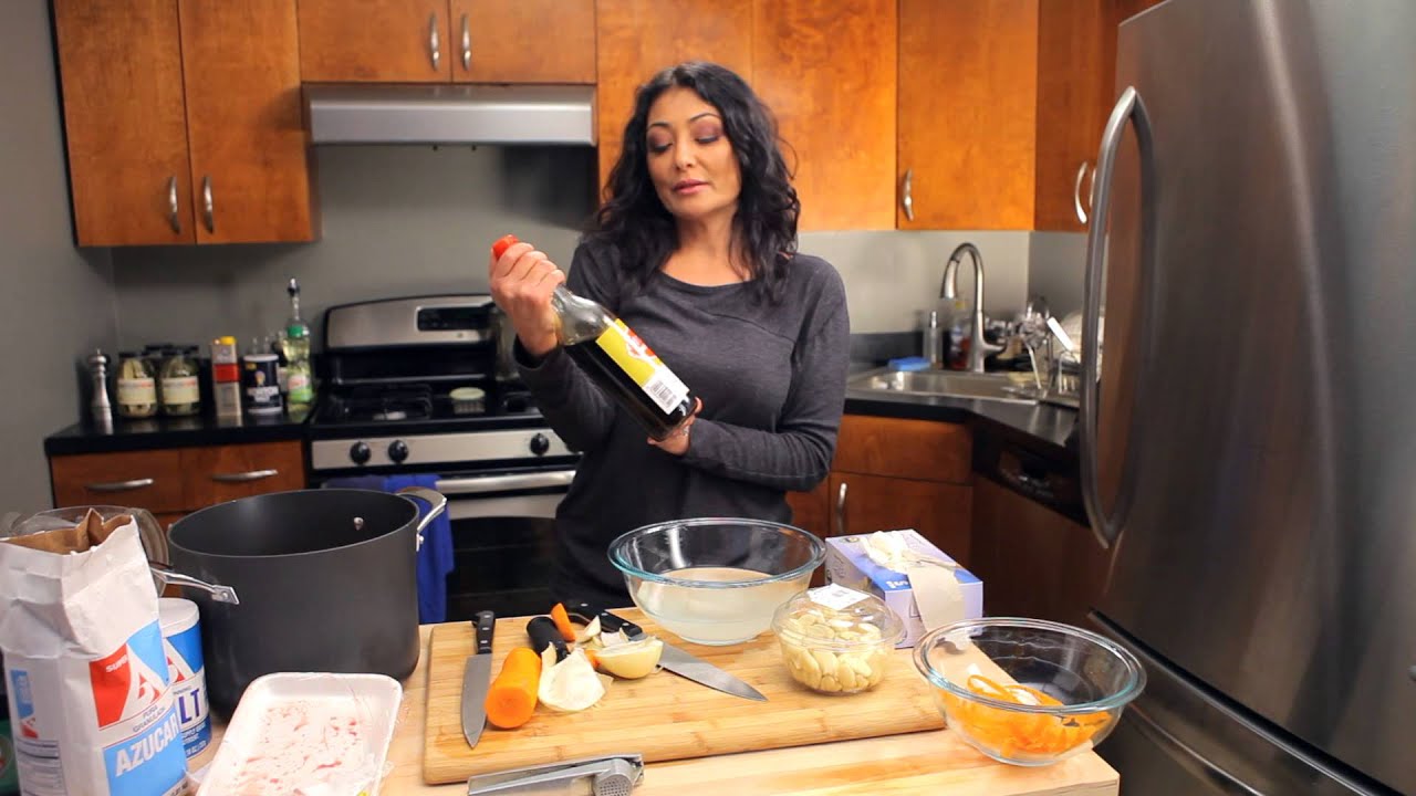 How to Make BBQ Oxtails and Short Ribs