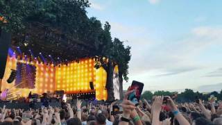 Somebody told me  by The Killers, BST Hyde park July 8th 2017