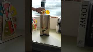 OLM3 40W creates the perfect twist-candy machine to boost your Christmas spirit 🎄🍬