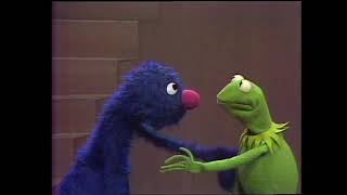 Classic Sesame Street  Kermit And Grover Up And Down The Staircase  Version 1974 Hq