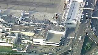 LAX carbon dioxide leak: 1 in grave condition after apparent leak