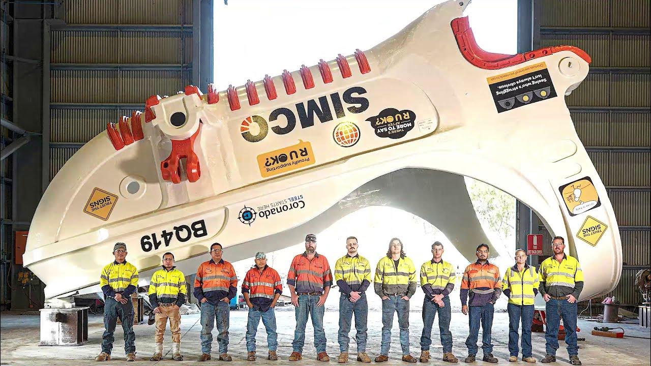 TIME LAPSE BUILD LARGEST BUCKET IN THE WORLD YouTube